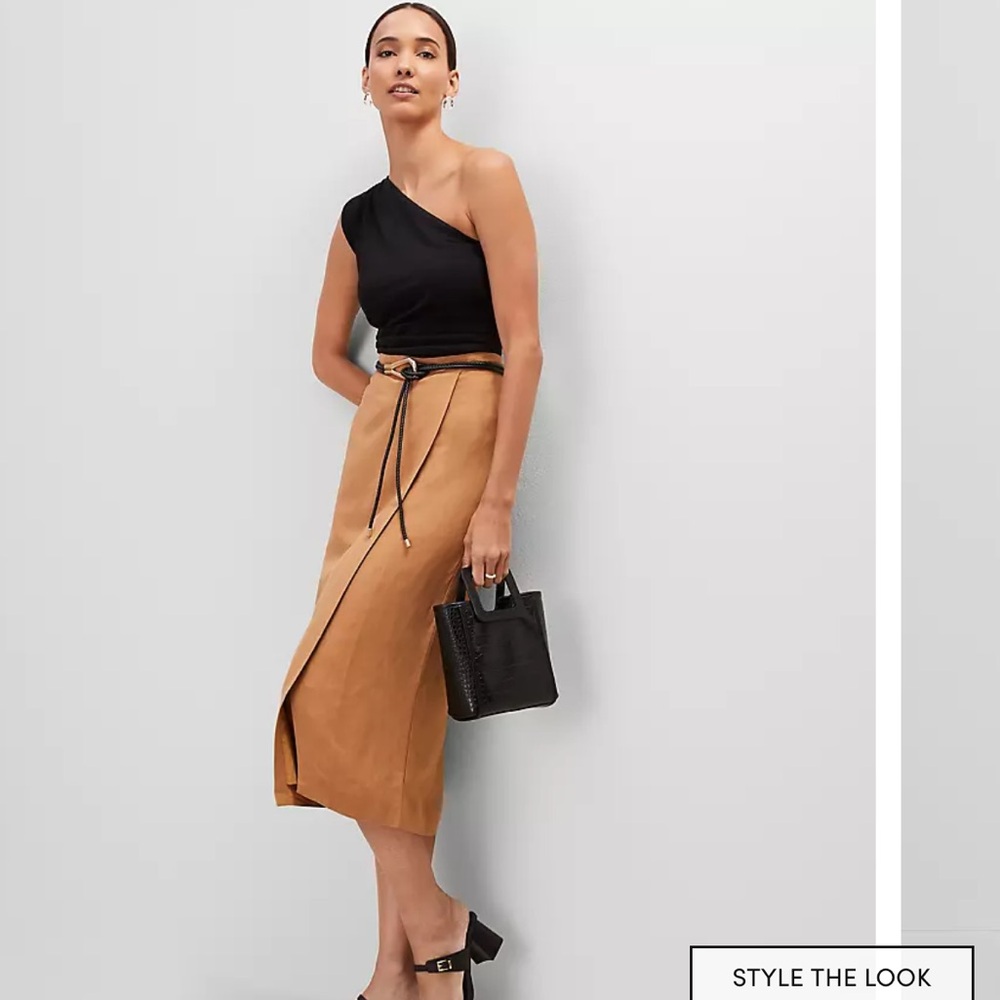NWT - Ann Taylor Tan Wrap Skirt with belt!